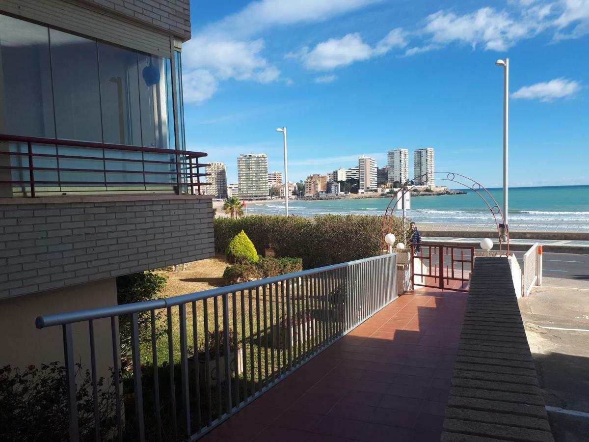 אורופסה דל מר Edificio Las Rocas מראה חיצוני תמונה
